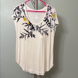 NWOT Maurice’s Floral Short Sleeve Top